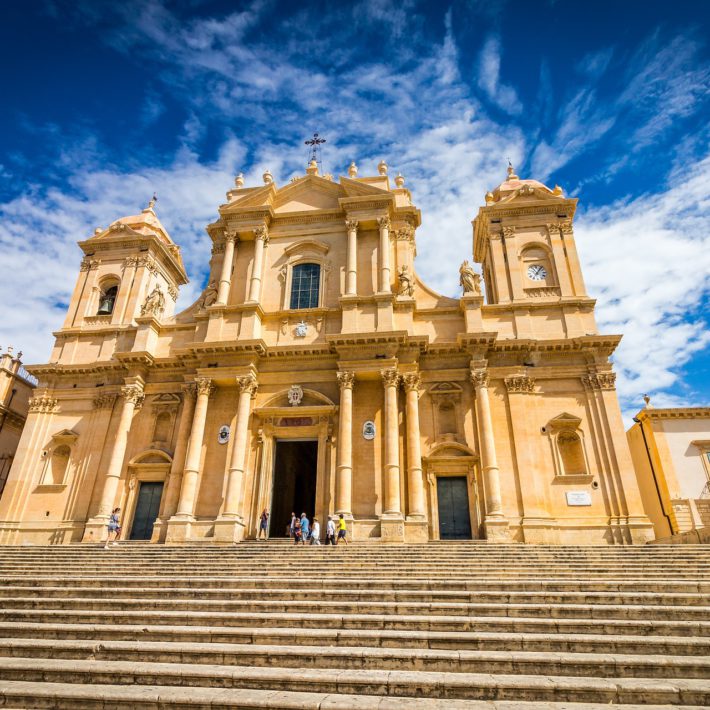 Tour delle città della ceramica in Sicilia: viaggio alternativo