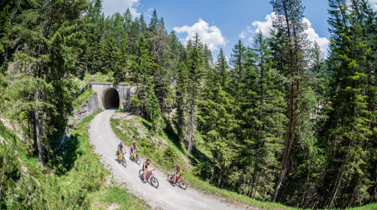 Mit dem Fahrrad von den Dolomiten nach Venedig FunActive